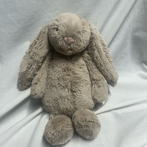 Jellycat London Beige Tan Bashful Bunny 12" Stuffed Plush Rabbit White Tail - Picture 2 of 7